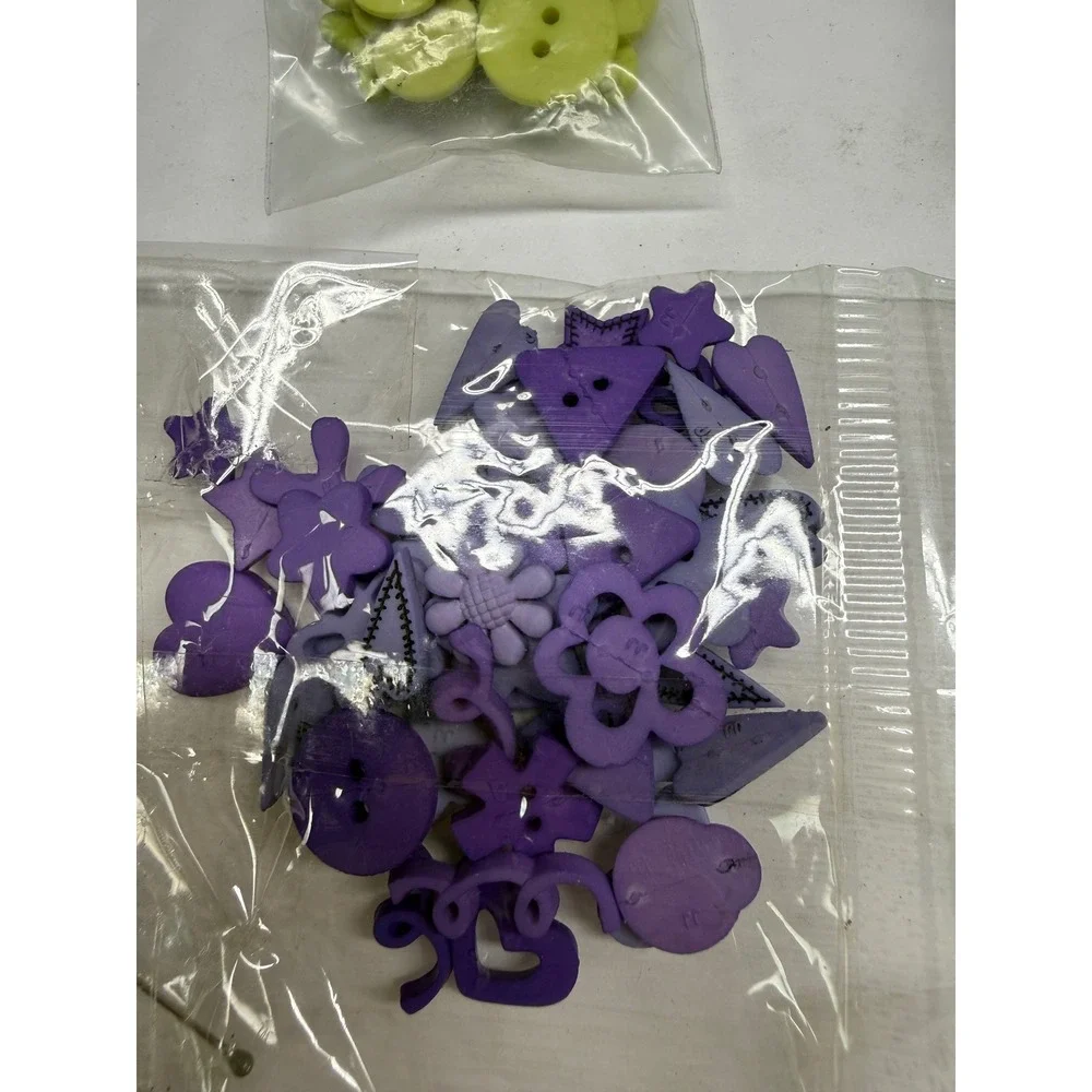 Mixed Craft Lot The Beadery Tri-Beads Glass Foil Beads Sequins Novelty Buttons